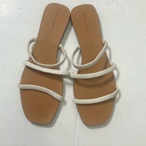 REFORMATION RUCHED STRAPS WHITE SANDALS SIZE 8.5‎